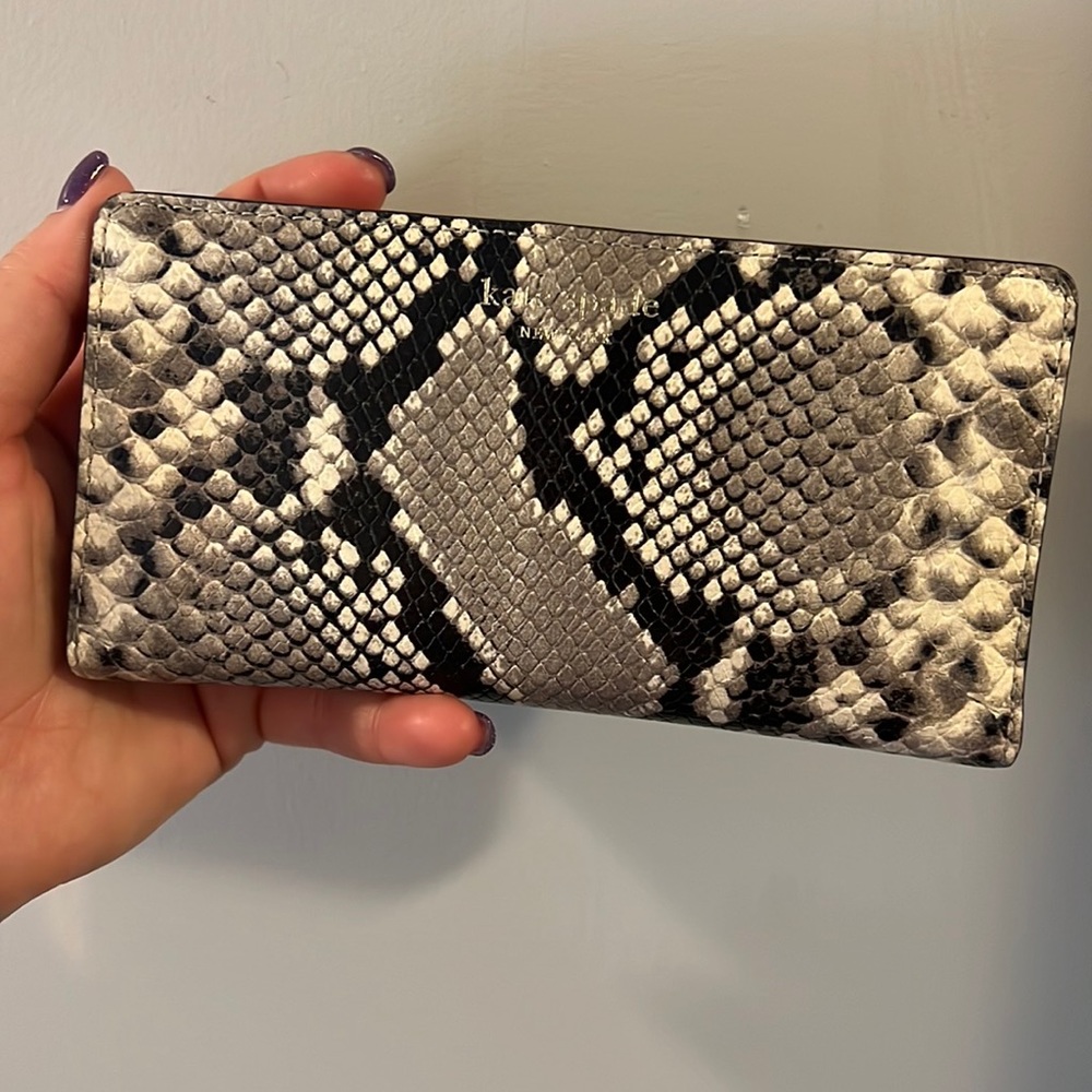 Kate spade wallet